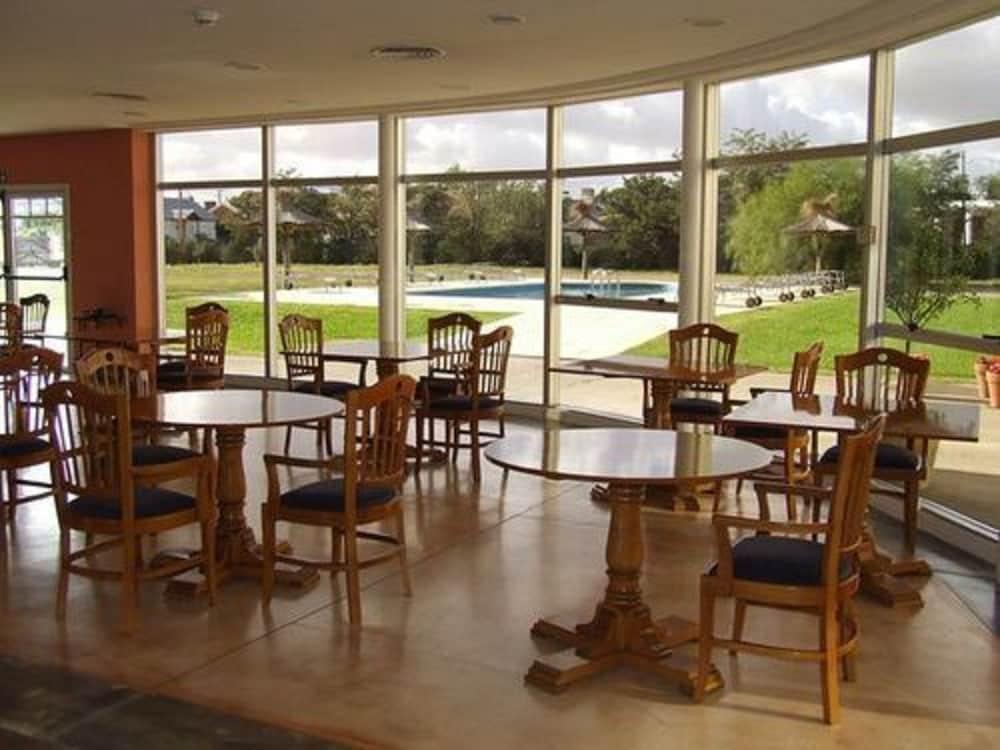 Paradores Austral Bahía Blanca Εξωτερικό φωτογραφία